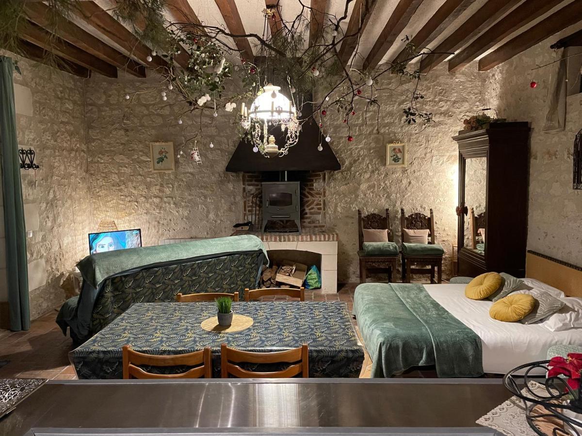 Le Relais, La Dormance, Le Bois Dormant Châteauvieux Exterior foto