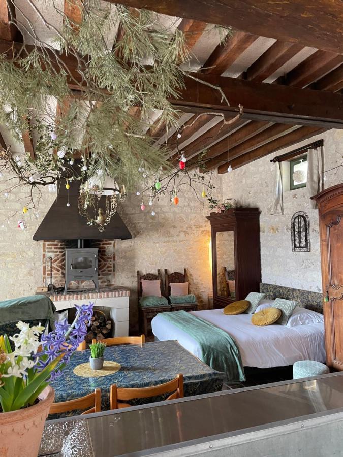Le Relais, La Dormance, Le Bois Dormant Châteauvieux Exterior foto
