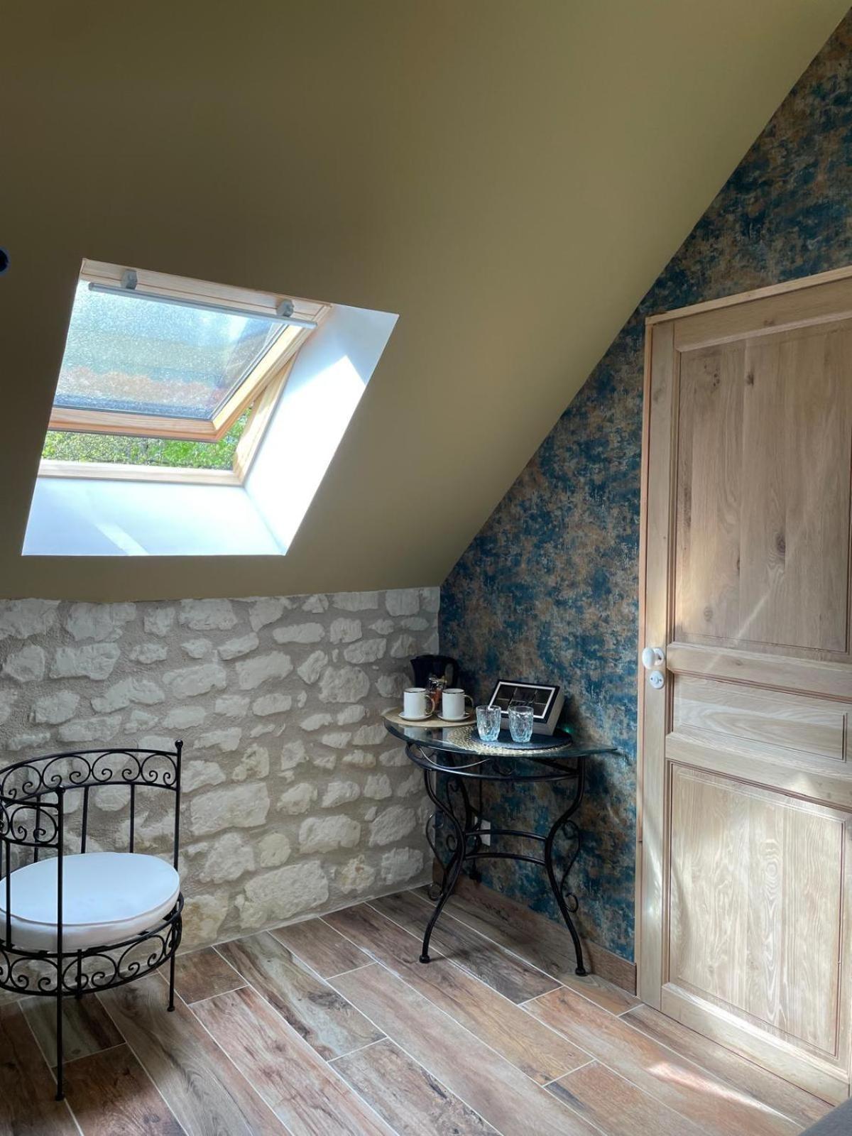 Le Relais, La Dormance, Le Bois Dormant Châteauvieux Exterior foto
