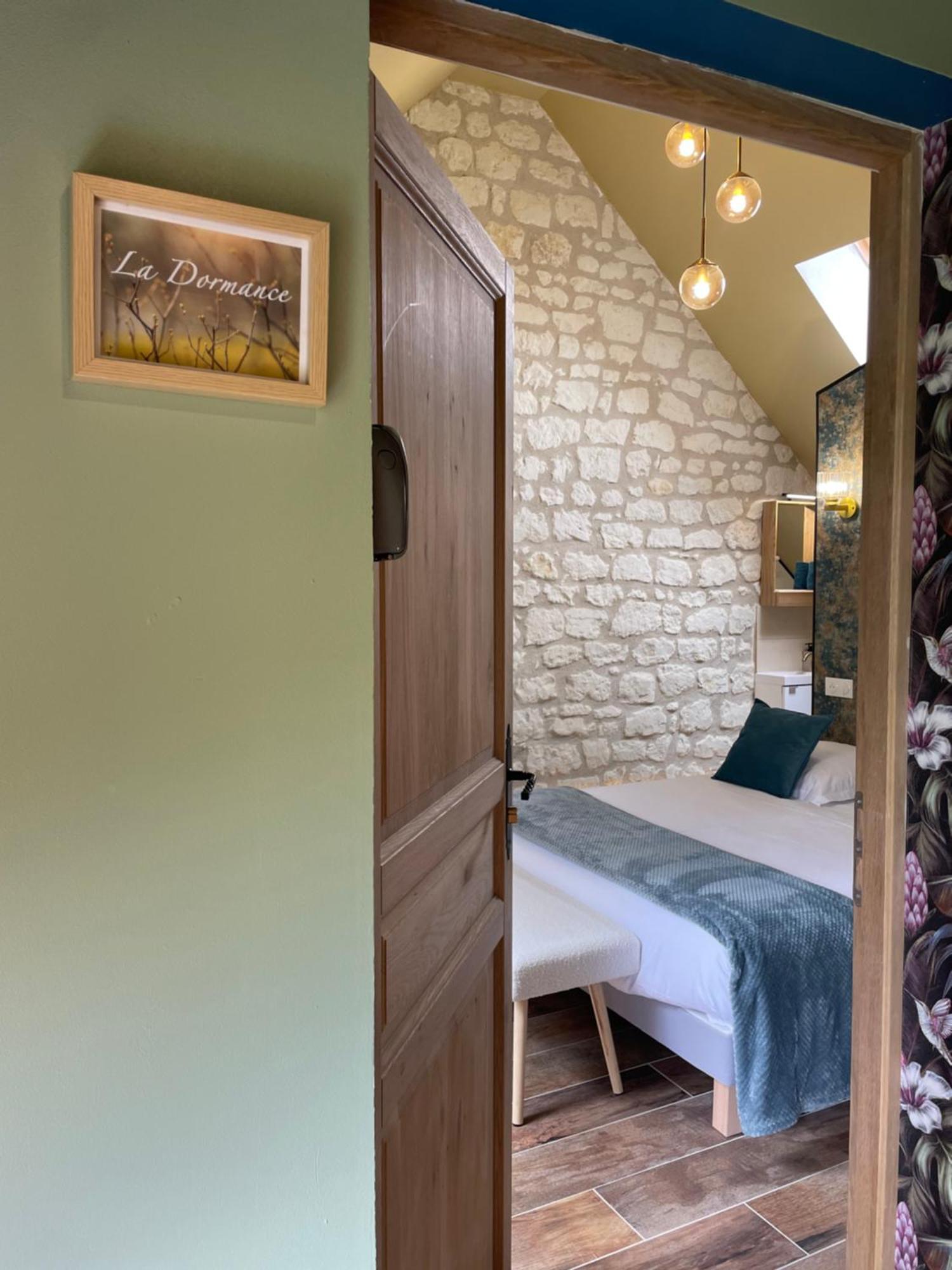 Le Relais, La Dormance, Le Bois Dormant Châteauvieux Exterior foto