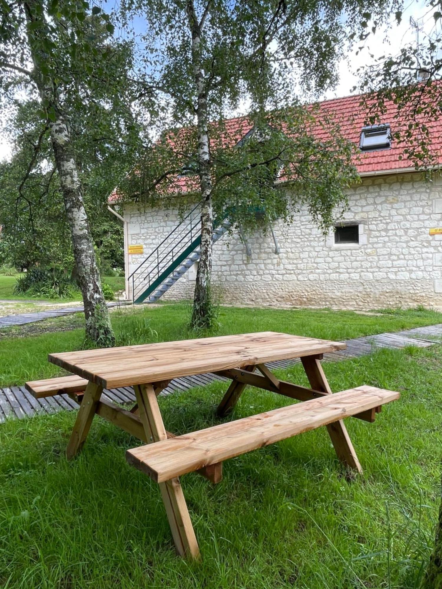 Le Relais, La Dormance, Le Bois Dormant Châteauvieux Exterior foto