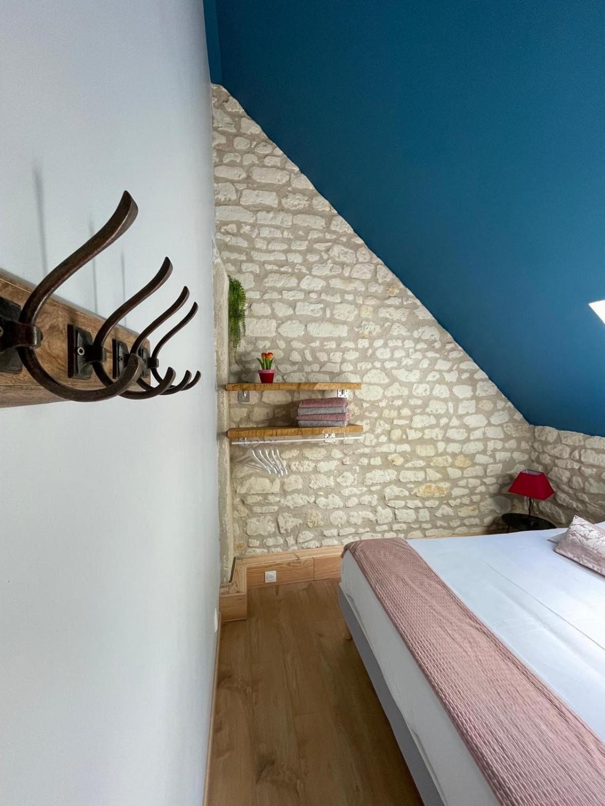 Le Relais, La Dormance, Le Bois Dormant Châteauvieux Exterior foto