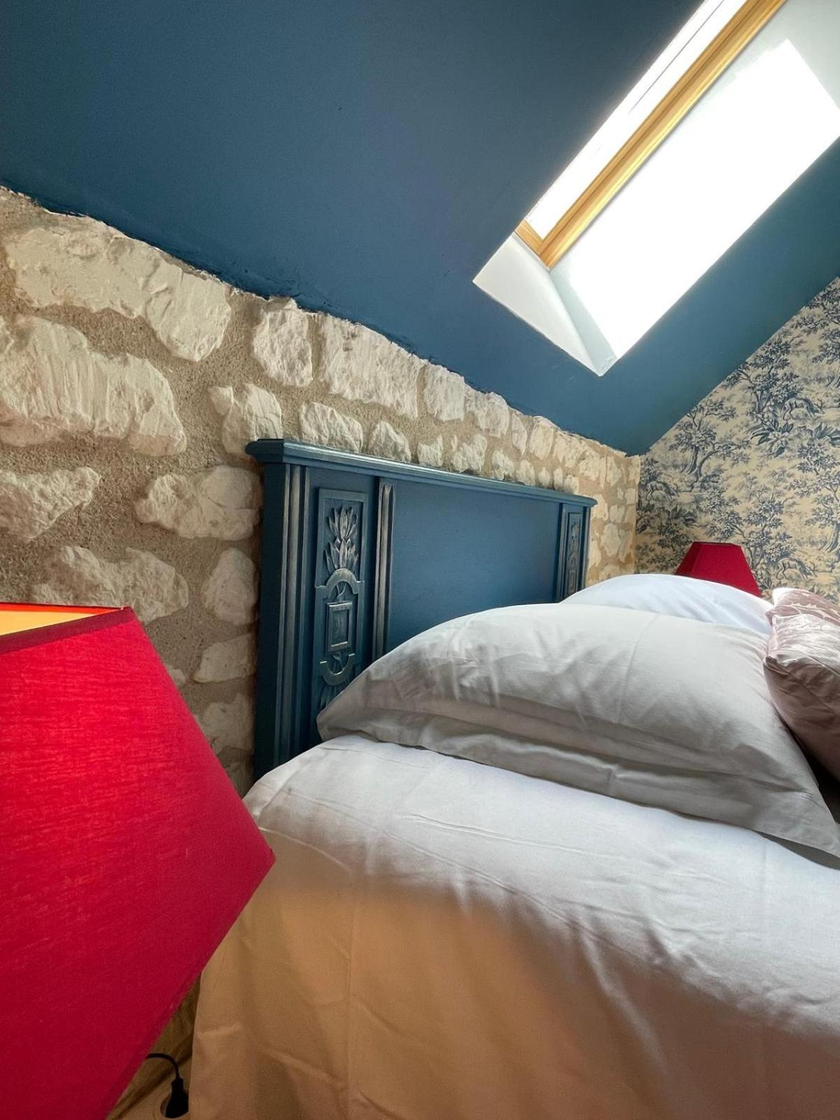 Le Relais, La Dormance, Le Bois Dormant Châteauvieux Exterior foto